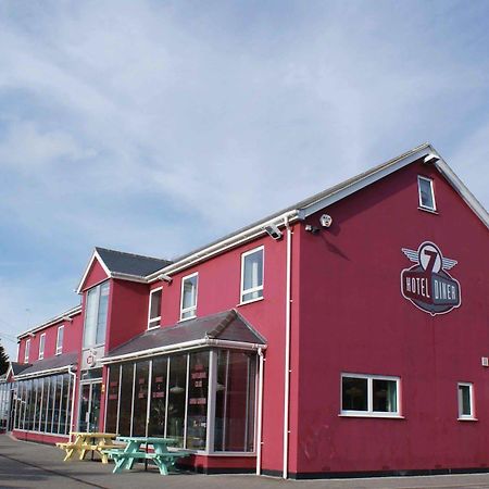 7Hotel Diner Halstead  Extérieur photo