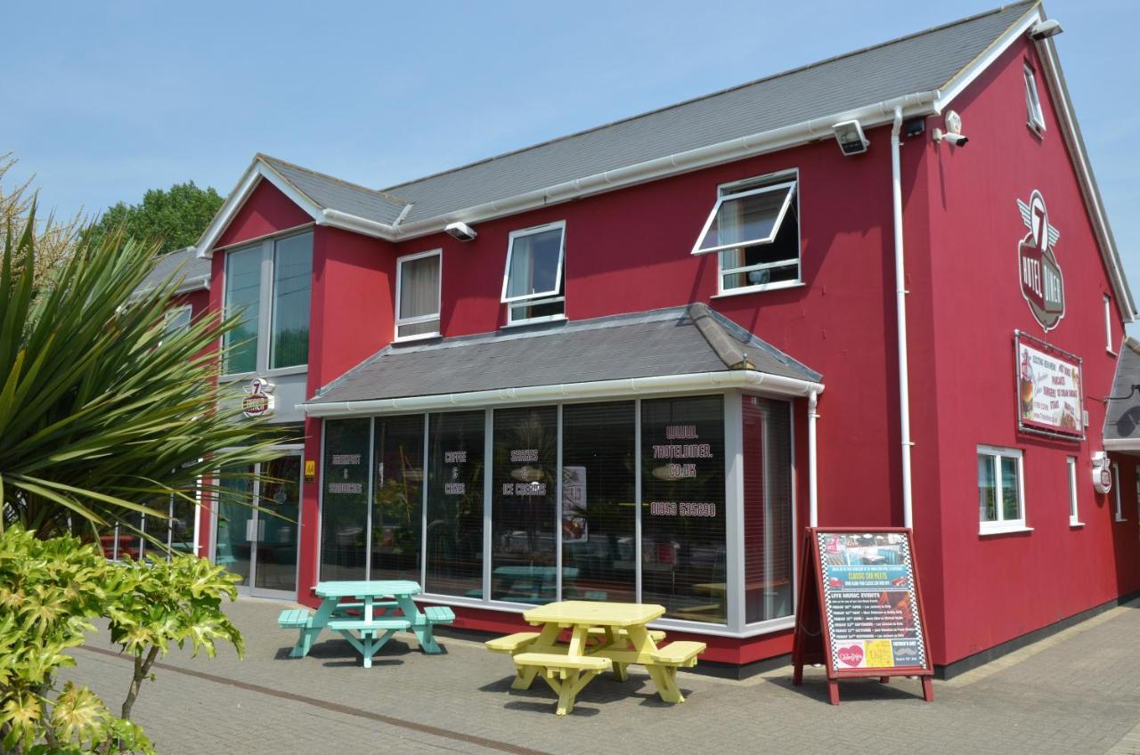 7Hotel Diner Halstead  Extérieur photo